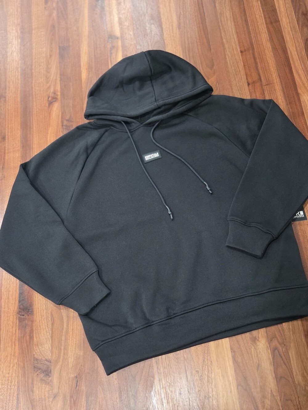 Essentials By Drill Black Pullover Hoodie with Subtle Chest Patch Size Medium